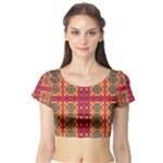 Shapes in retro colors2                                                           Short Sleeve Crop Top