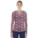 Hexagons and stars pattern                                                      V-Neck Long Sleeve Top
