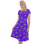 Abstract Background Cross Hashtag Classic Short Sleeve Dress